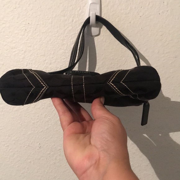 Coach Shoulder Bag 10692 - Picture 9 of 12